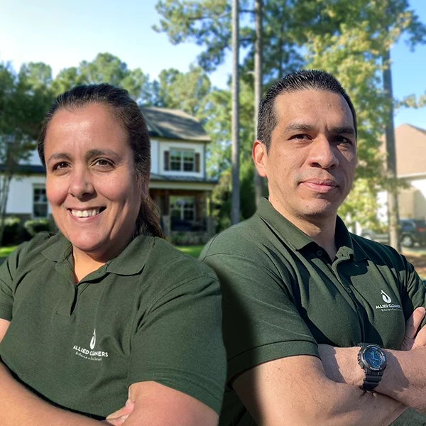 Fundadores de Allied Cleaners — Marisol & Yasser (Wake Forest, NC) Limpieza profesional de casas en Wake Forest